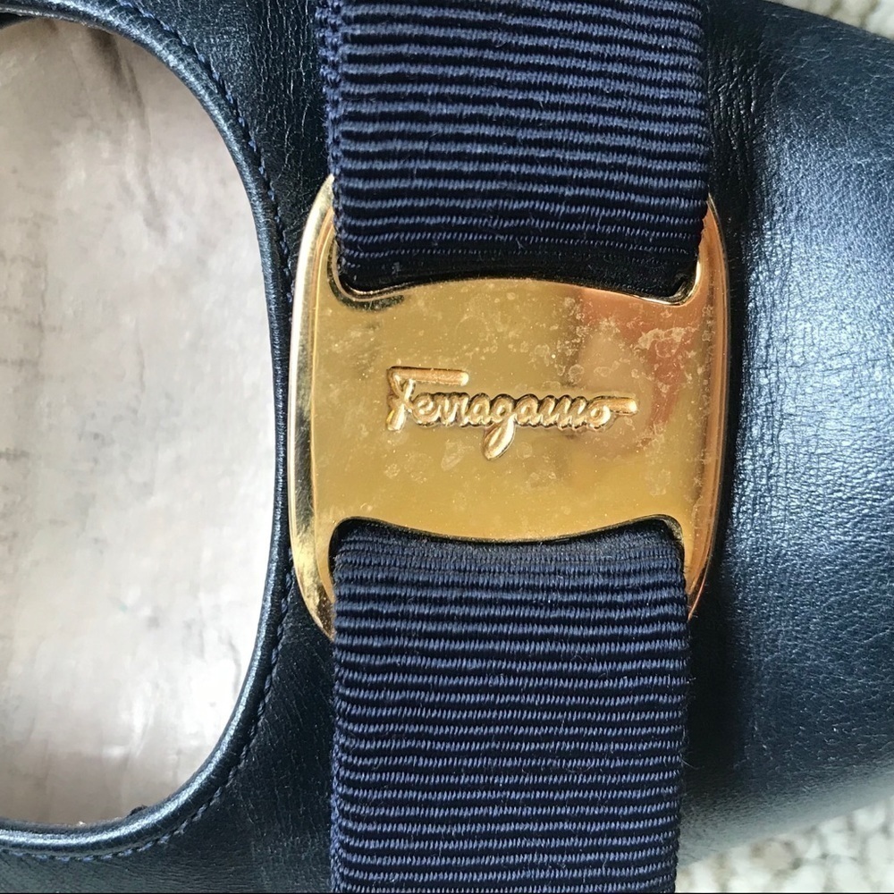 FERRAGAMO short heeled loafers - Picture 6 of 12
